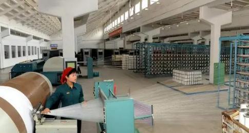 工廠提前兩月放春節(jié)假 美訂單大降40 ,人民日?qǐng)?bào) 放棄幻想